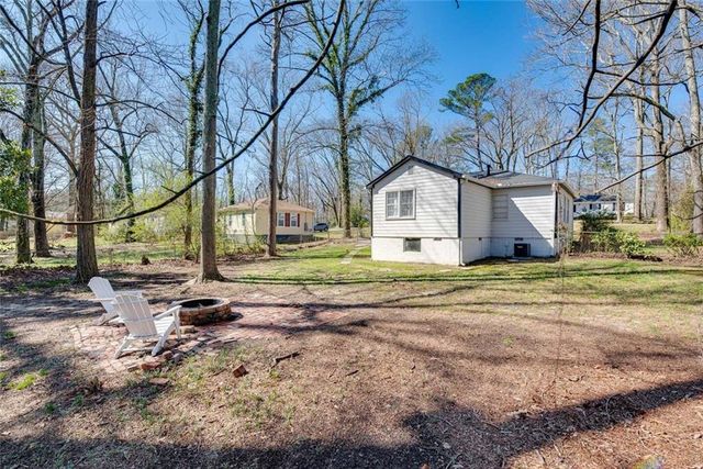 6385 Lobelia Road SW, Mableton, GA 30126