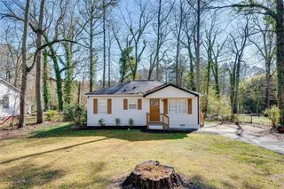 6385 Lobelia Road SW, Mableton, GA 30126