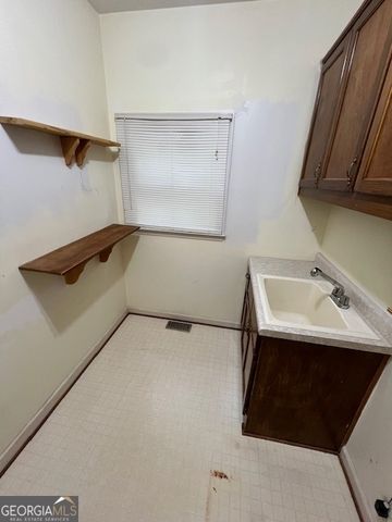 71 Southern Golf Court, Fayetteville, GA 30215