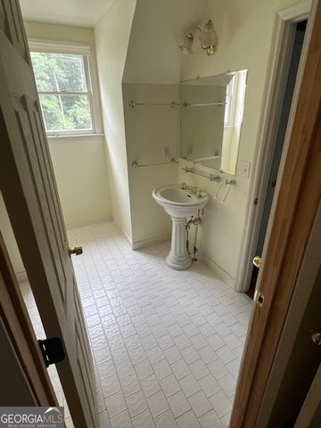 71 Southern Golf Court, Fayetteville, GA 30215