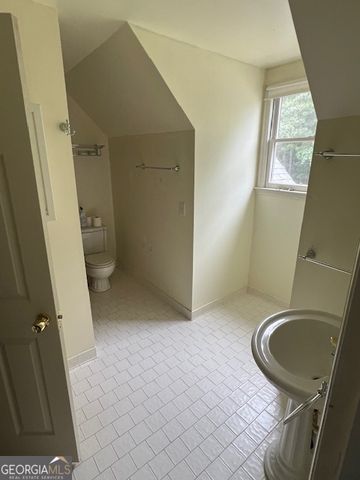 71 Southern Golf Court, Fayetteville, GA 30215