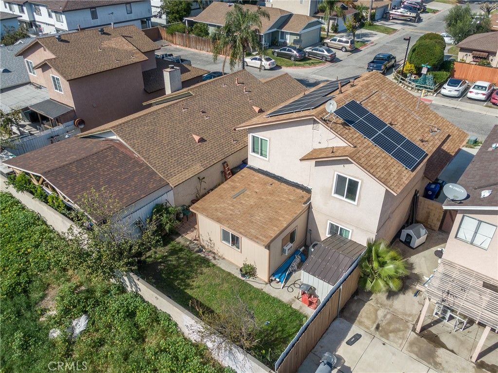 Image 34 of property listing at 16171 Winterwood, Fontana, CA 92335