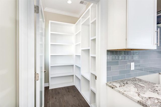 16665 Kings Fairway Lane, Grand Blanc, MI 48439