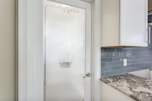 16665 Kings Fairway Lane, Grand Blanc, MI 48439