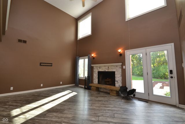 1182 Mill Run Drive, Noblesville, IN 46062