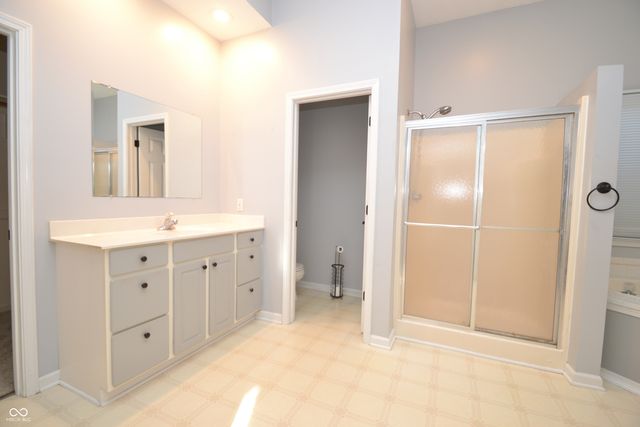 1182 Mill Run Drive, Noblesville, IN 46062