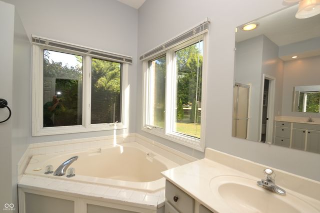 1182 Mill Run Drive, Noblesville, IN 46062