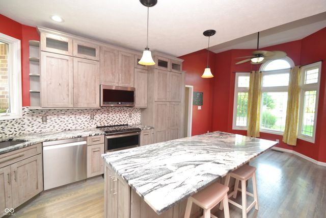 1182 Mill Run Drive, Noblesville, IN 46062