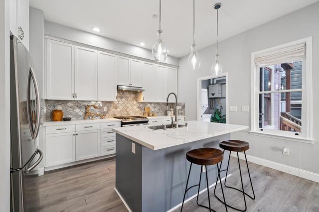 3006 26th Street, San Francisco, CA 94110