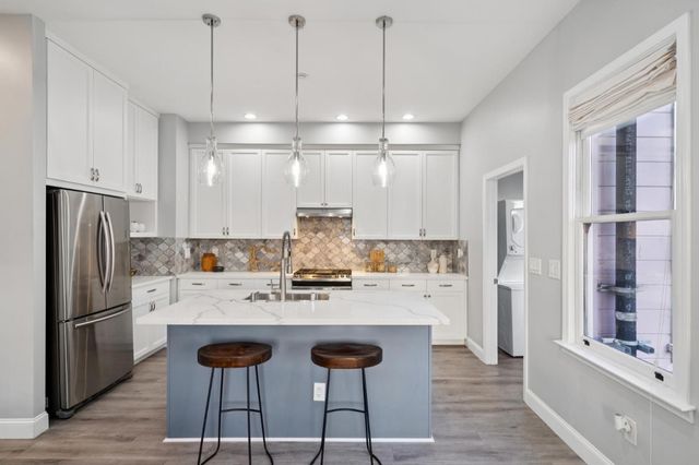 3006 26th Street, San Francisco, CA 94110