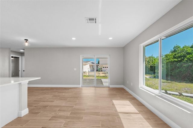 901 24TH AVENUE W, Palmetto, FL 34221