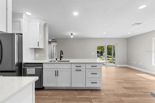 901 24TH AVENUE W, Palmetto, FL 34221