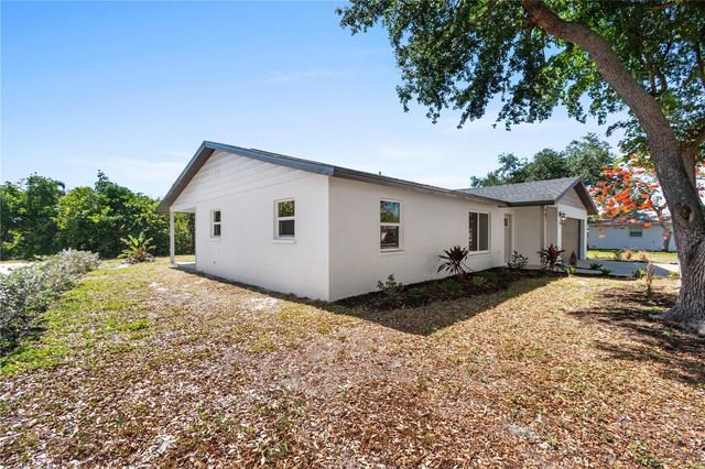 901 24TH AVENUE W, Palmetto, FL 34221