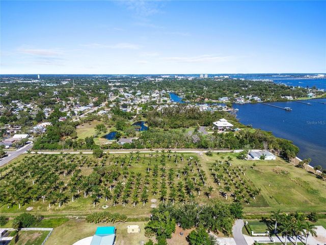 901 24TH AVENUE W, Palmetto, FL 34221