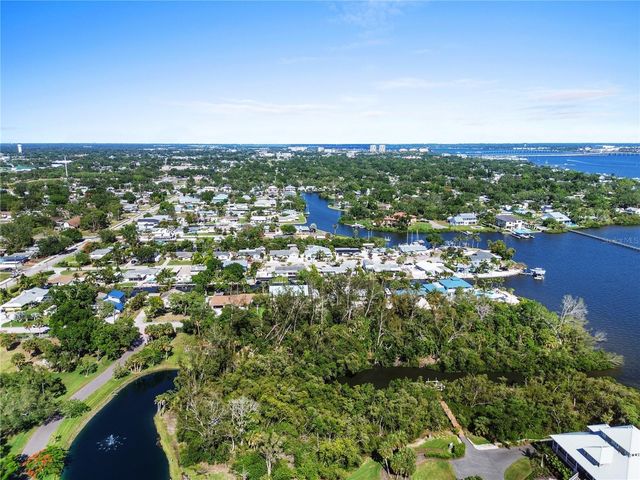 901 24TH AVENUE W, Palmetto, FL 34221