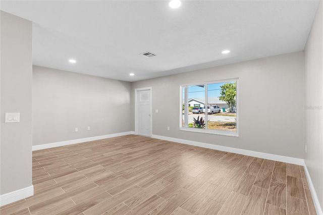 901 24TH AVENUE W, Palmetto, FL 34221