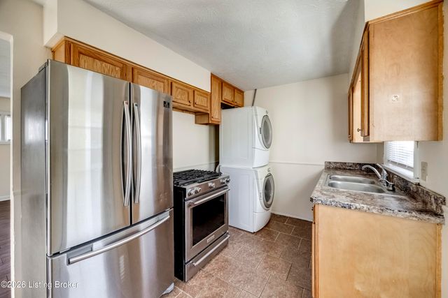 3529 Parthenia Ave, Louisville, KY 40215