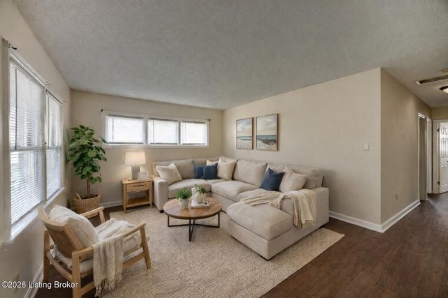 3529 Parthenia Ave, Louisville, KY 40215