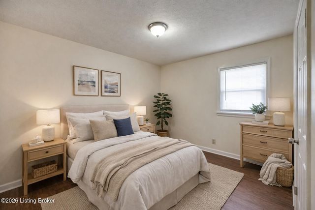 3529 Parthenia Ave, Louisville, KY 40215