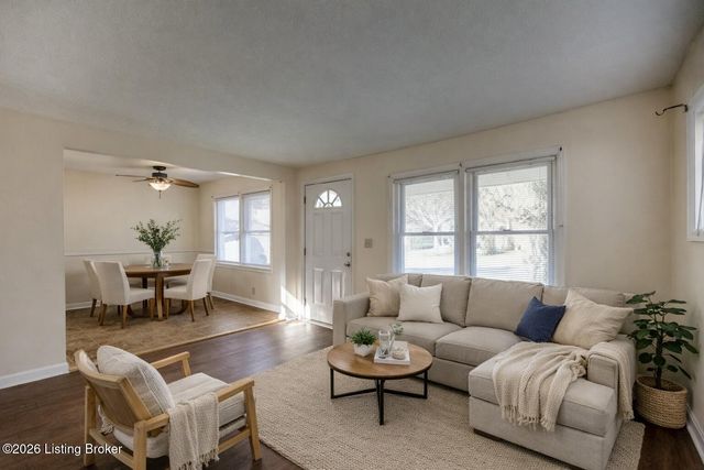 3529 Parthenia Ave, Louisville, KY 40215