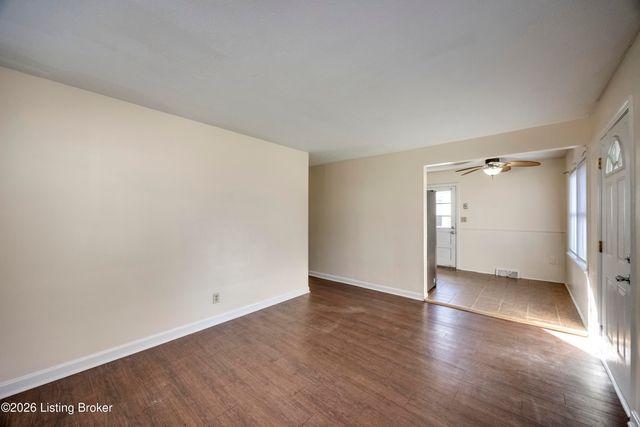 3529 Parthenia Ave, Louisville, KY 40215