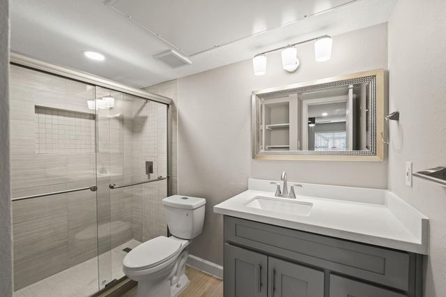 1223 Augusta Drive 21, Houston, TX 77057