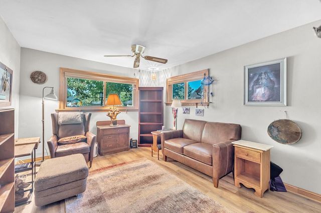 3267 W Skamra AVENUE, Franklin, WI 53132