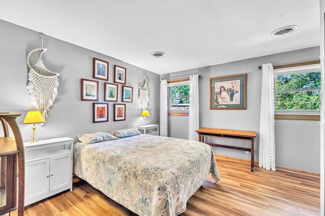 3267 W Skamra AVENUE, Franklin, WI 53132