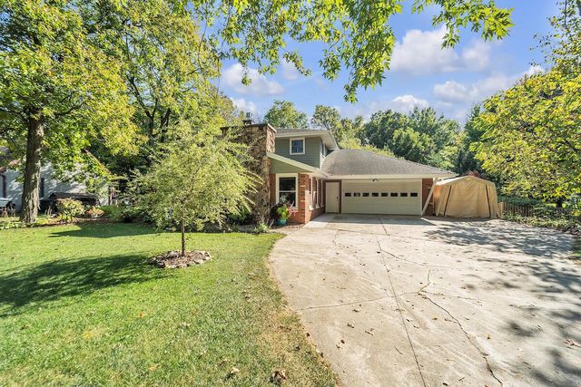 3267 W Skamra AVENUE, Franklin, WI 53132