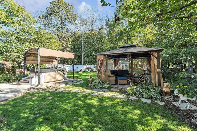 3267 W Skamra AVENUE, Franklin, WI 53132