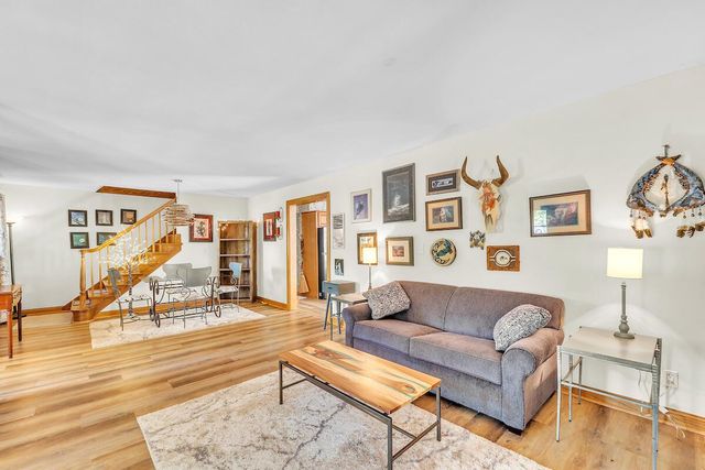 3267 W Skamra AVENUE, Franklin, WI 53132