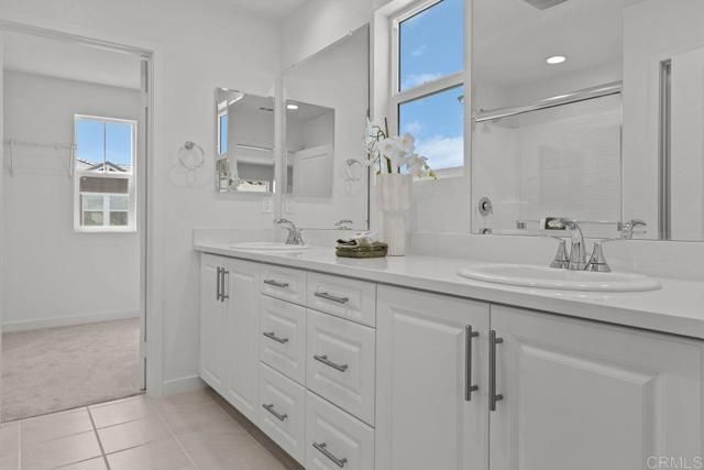 740 Kingbird Loop, Oceanside, CA 92058