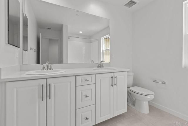 740 Kingbird Loop, Oceanside, CA 92058