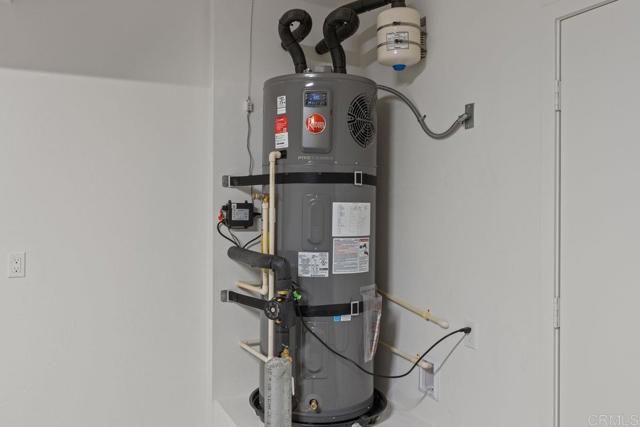 740 Kingbird Loop, Oceanside, CA 92058