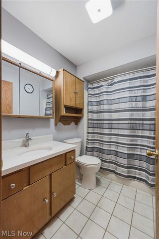 2260 Englewood Avenue, Akron, OH 44312