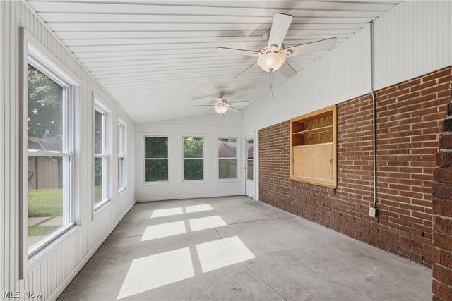 2260 Englewood Avenue, Akron, OH 44312