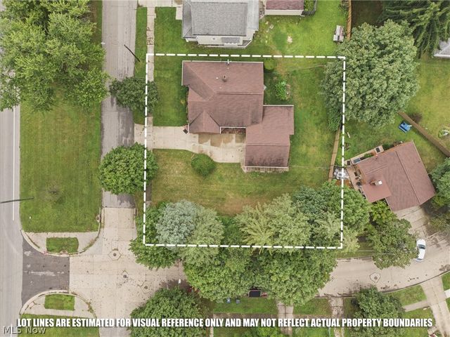 2260 Englewood Avenue, Akron, OH 44312