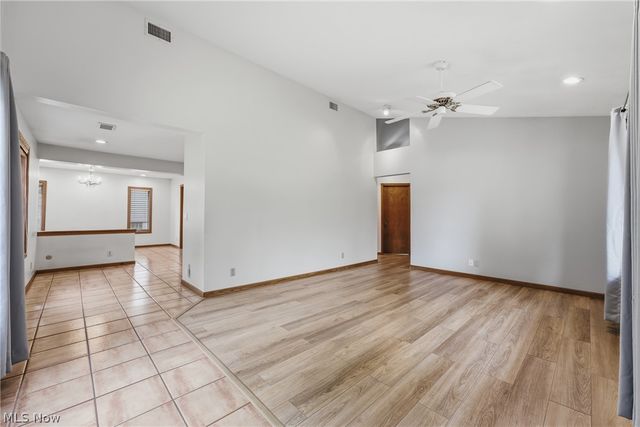 2260 Englewood Avenue, Akron, OH 44312