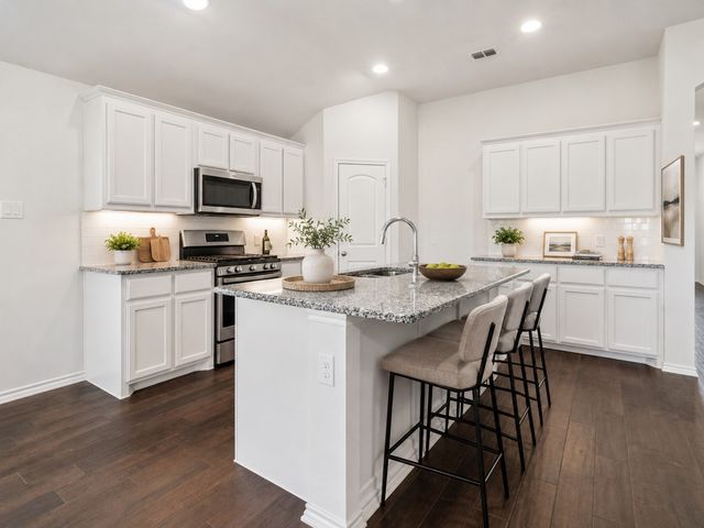 2924 Montrose Trail, Forney, TX 75126