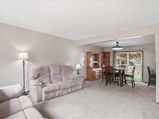 2635 Westrock Drive, Hilliard, OH 43026