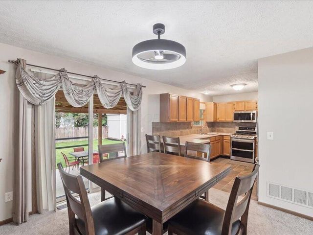 2635 Westrock Drive, Hilliard, OH 43026