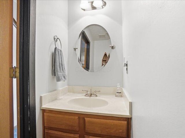 2635 Westrock Drive, Hilliard, OH 43026