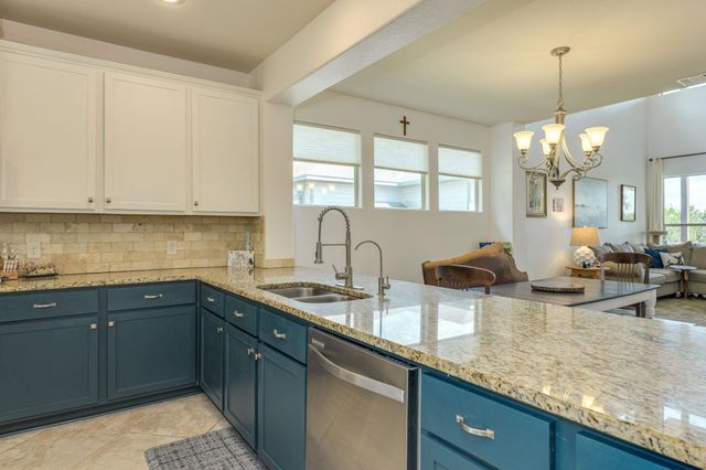 17517 Panorama DR, Dripping Springs, TX 78620