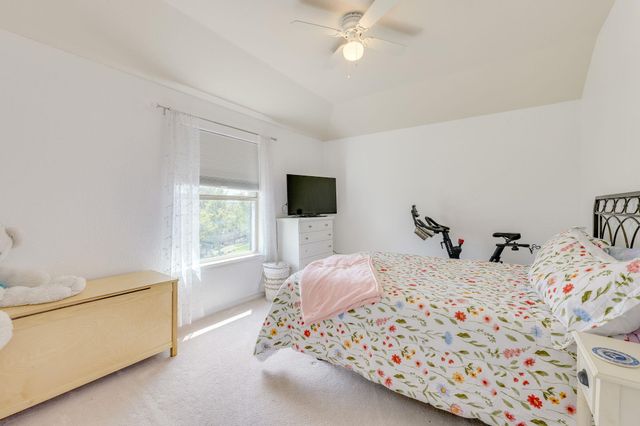 17517 Panorama DR, Dripping Springs, TX 78620