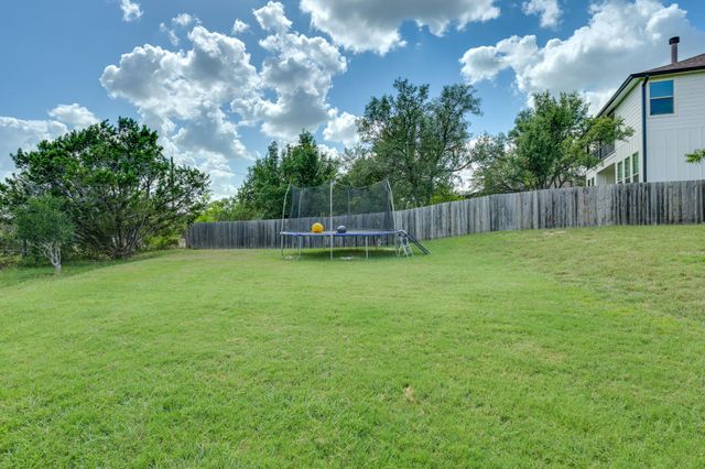 17517 Panorama DR, Dripping Springs, TX 78620