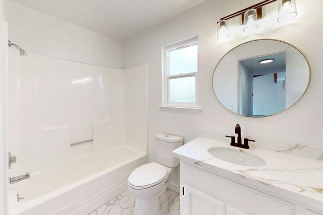 7830 Griffith Ln, Sutter, CA 95982