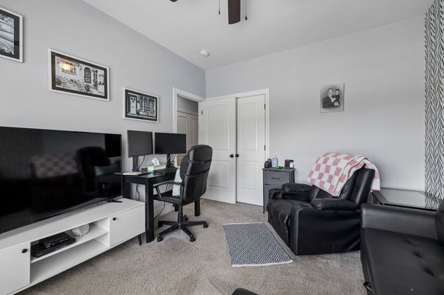583 New Deal Potts Rd, Cottontown, TN 37048