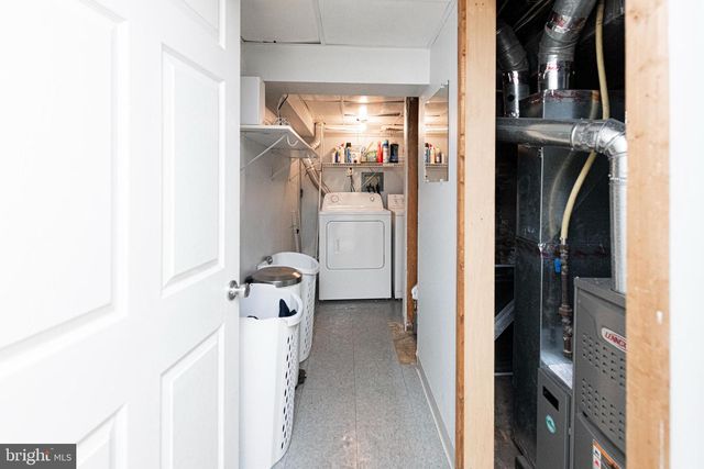 2015 DUTTON MILL RD, Aston, PA 19014