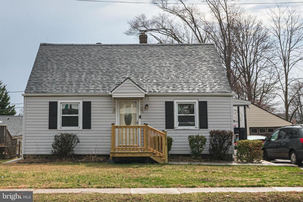 2015 DUTTON MILL RD, Aston, PA 19014