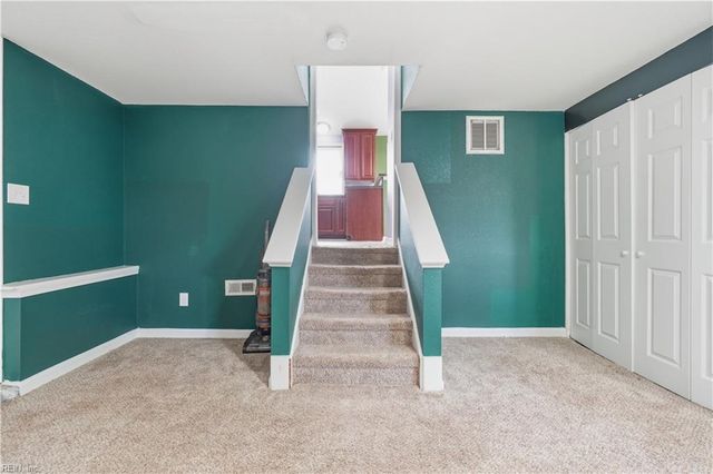 837 Pine Harbor DR, Norfolk, VA 23502